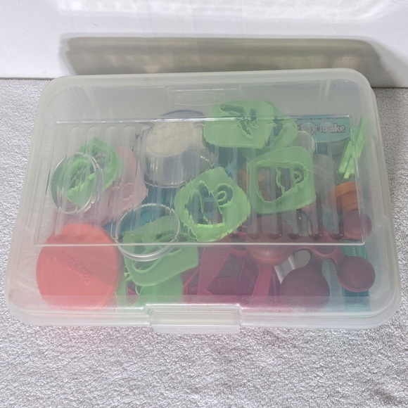 Easy Bake Oven Baking Accessories Tools Lot (50+ items) Replacement Parts - Picture 13 of 13